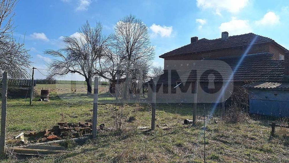 Продава се Къща в с. Шарково, Област Ямбол - 200 кв.м за 90 €/кв.м - Снимка #3