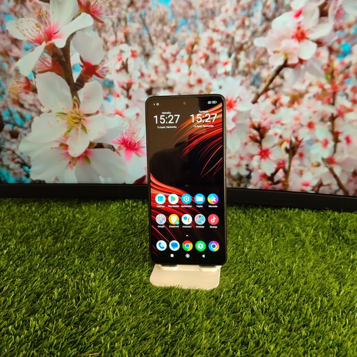 Poco X3 Pro gamerski telefon