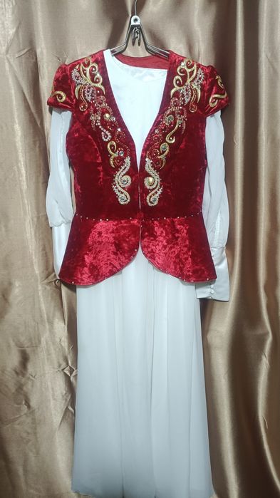 Қазақша көйлек,қамзол,тақия .42-48 р.