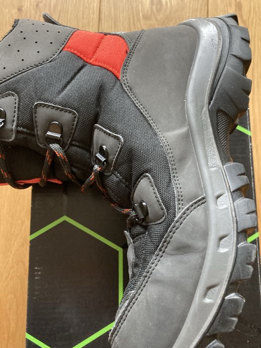 Туристически обувки за момче