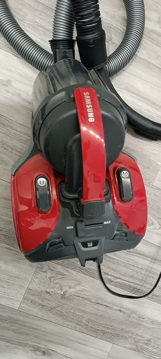 Продам мощный пылесос в идеальном состоянии