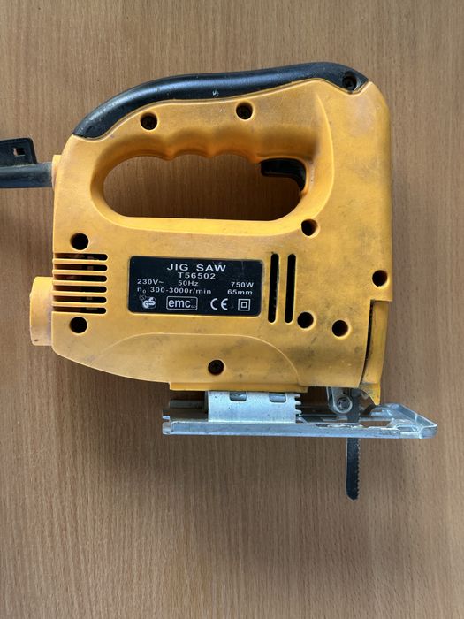 Продаю дрель,перфоратор ,лобзик, болгарку