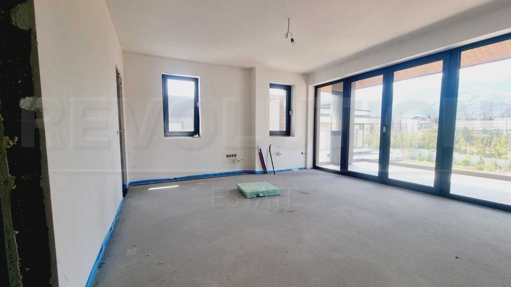 Продава се Къща в с. Бистрица, Област София-град - 361 кв.м за 2078 €/кв.м - Снимка #1