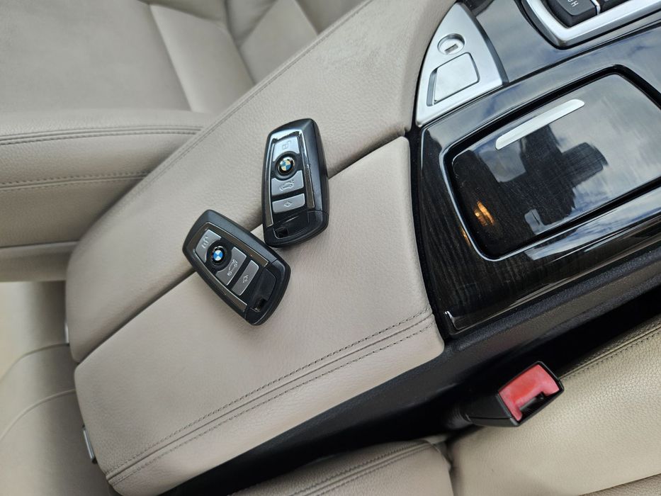 BMW520 XDrive 184 ps