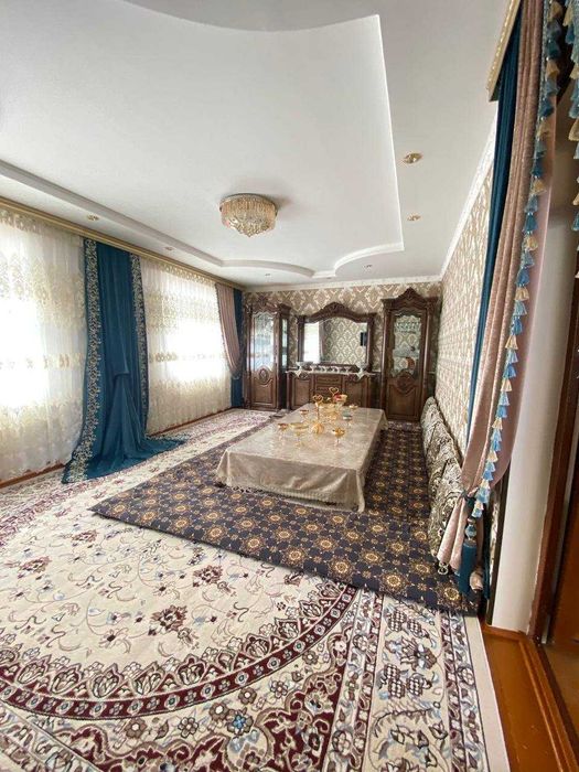 Sotiladi shinam va barcha sharoitlarga ega hovli uy!