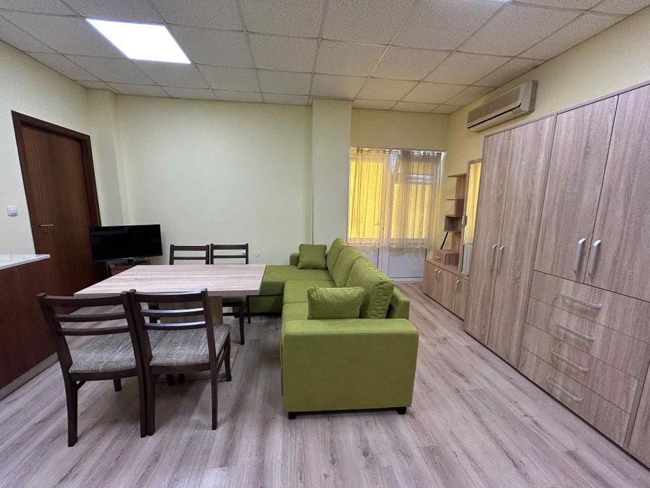 Дава се под наем Едностаен апартамент в Пазарджик, Ставропол - 35 кв.м за 183.6 € - Снимка #3