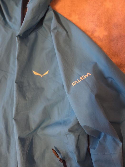 Дамско яке Salewa