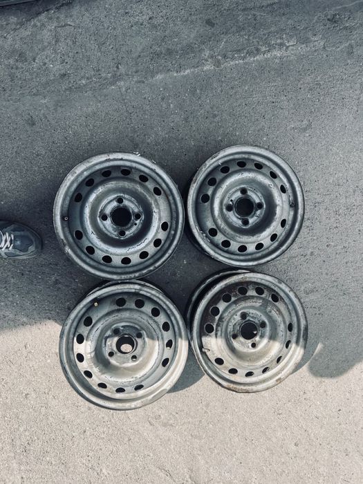 Продам штампы 4*100