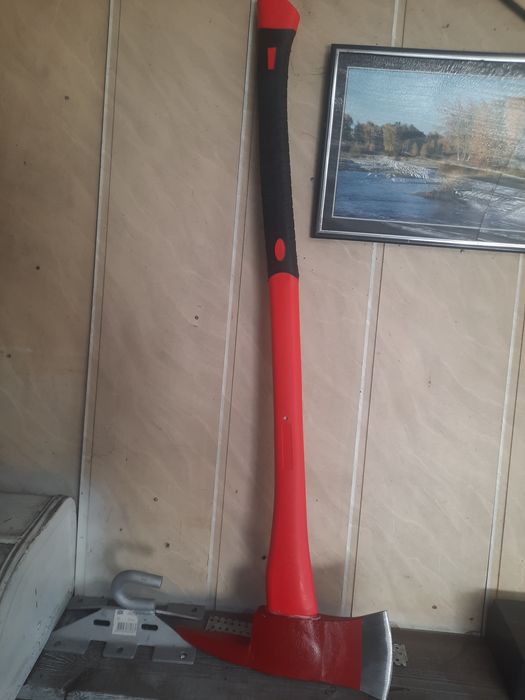 Топор пожарный ТПШ -СП