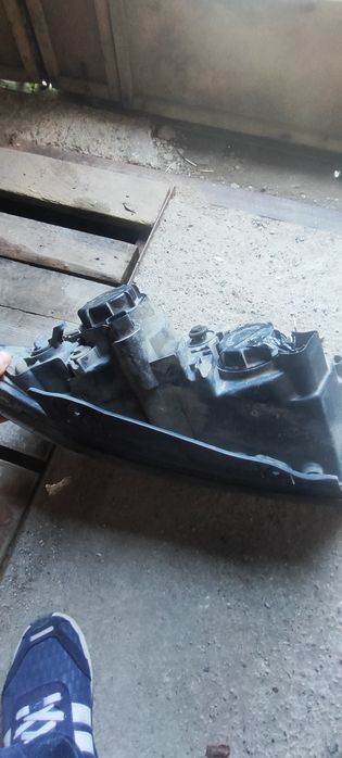 Фары Hyundai Sonata 2009год