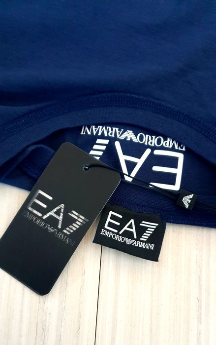 Emporio Armani EA7 Cotton Mens Size XL / 2XL НОВО ОРИГИНАЛ Мъжка Блуза