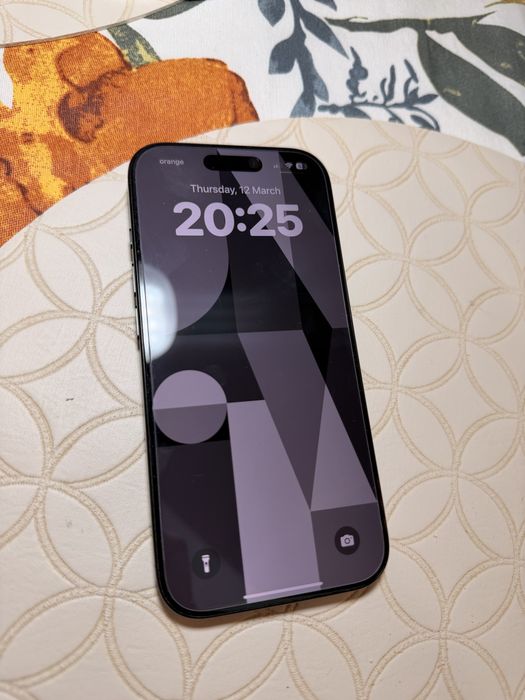 iPhone 16 Pro - 128gb / 100% baterie