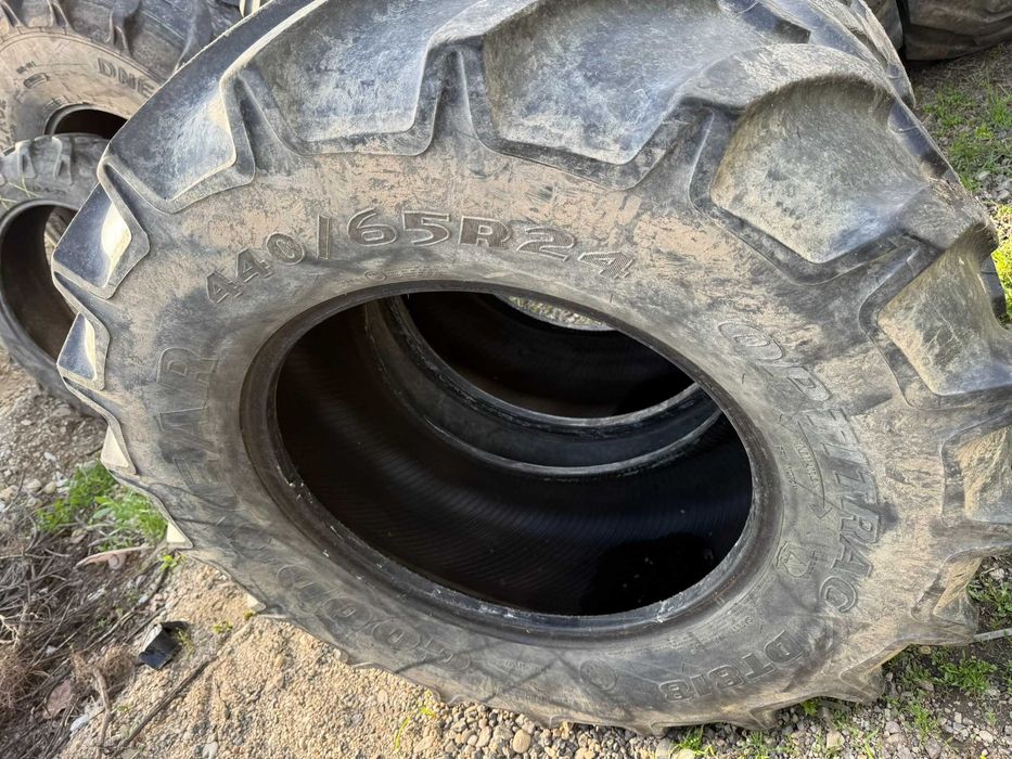 Anvelope 440.65 R24 Goodyear