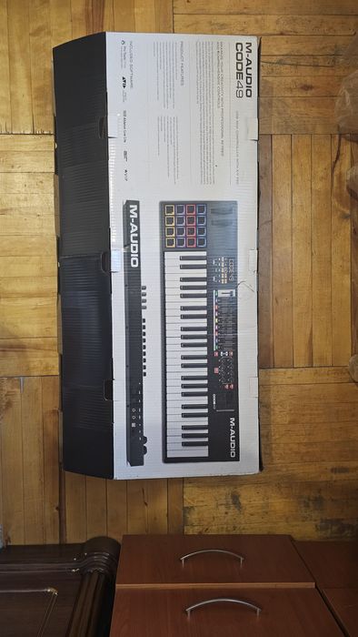 Продам MIDI клавиатуру code 49