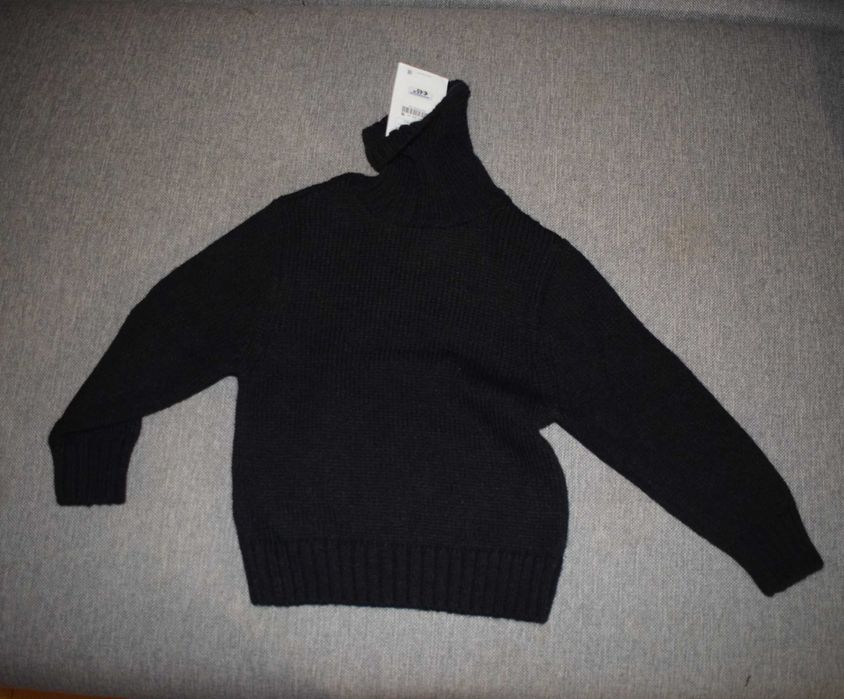 Pulover din lana, pe gat copii Zara marimea 120