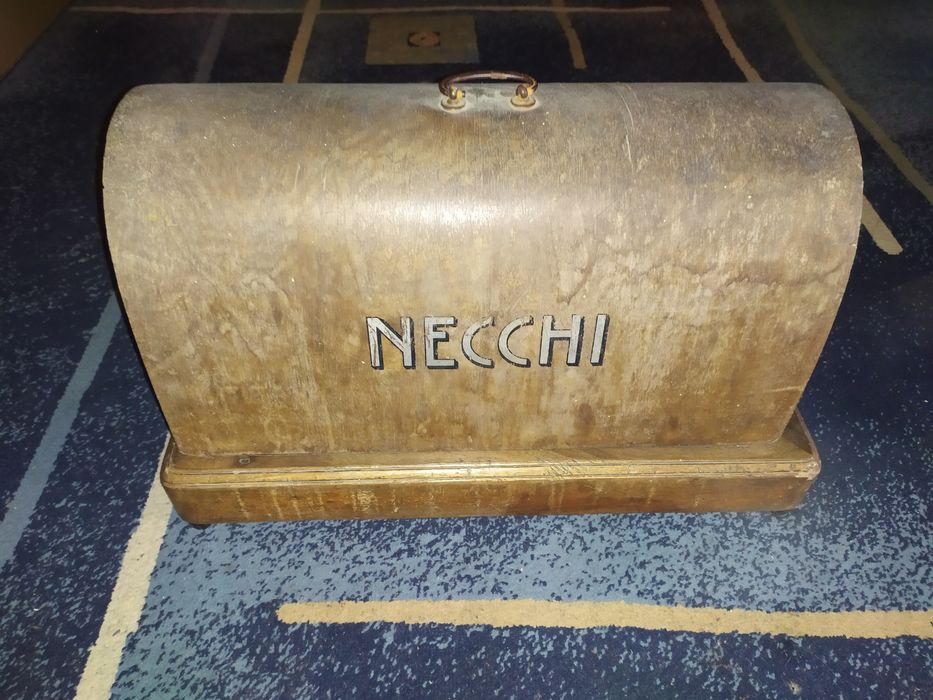 Ретро шевна машина NECCHI