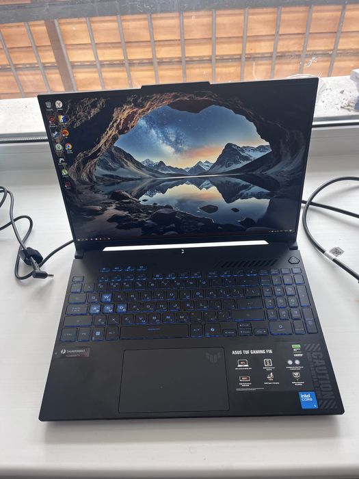 Продам ноутбук срочно