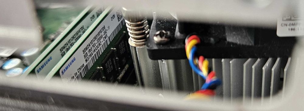 Компютър Dell Vostro 3681 SFF, Intel Core i5-10500 SSD-256GB DDR4-16GB