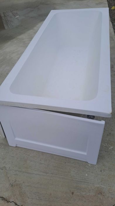 Ванна  акриловая