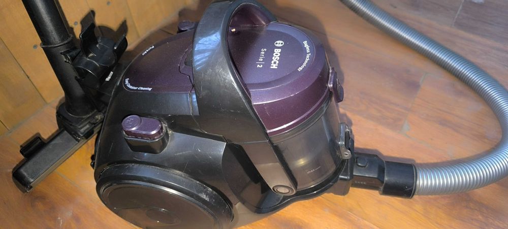 Пылесос Bosch series 2