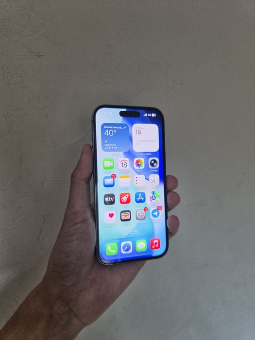 iPhone 14 Pro 256GB продается телефон