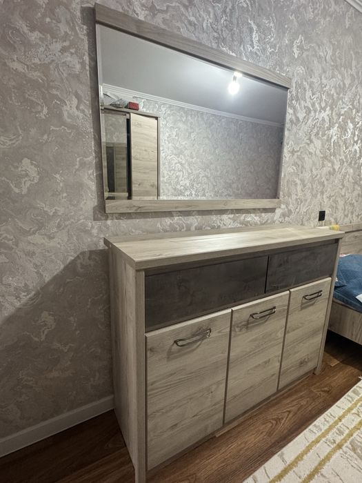 Продам спальный гарнитур торг