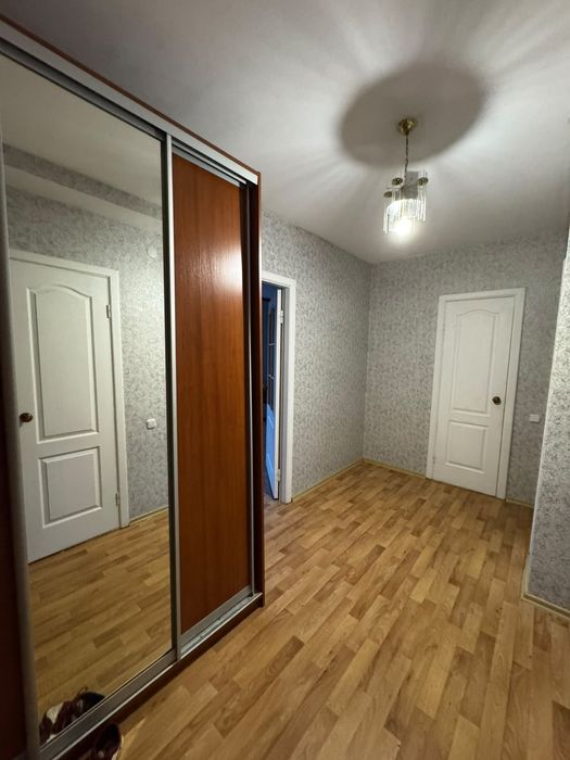 Сдам 2х комн квартиру