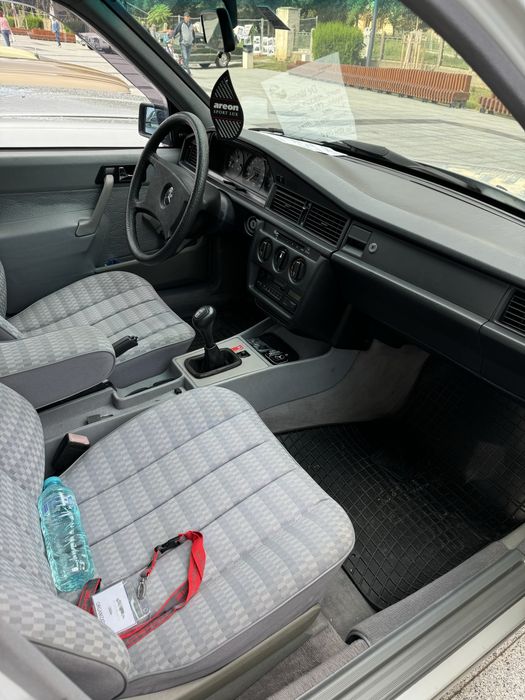 MERCEDES-BENZ 190 1991 — imagine 3