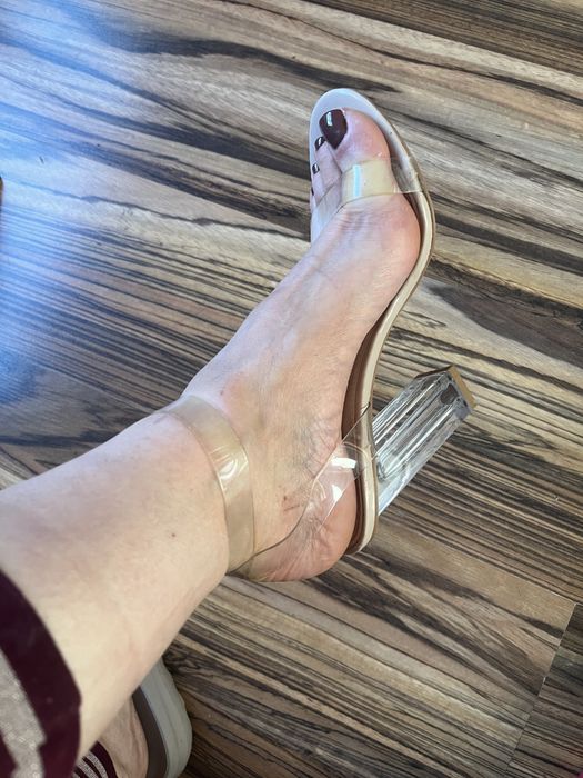 Sandale toc transparent marime 37