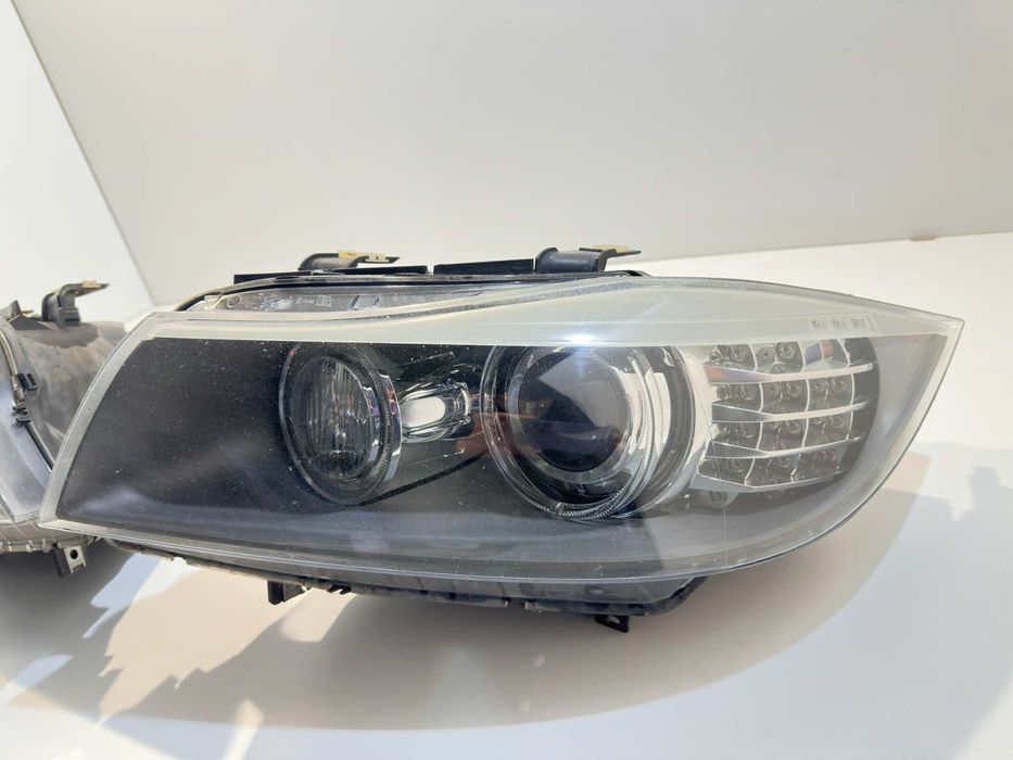 Продаваме фейслифт динамик фарове за БМВ Е90 Е91/ dynamic BMW E90 E91