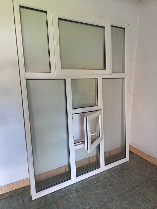 Geam termopan pentru vânzare stradală