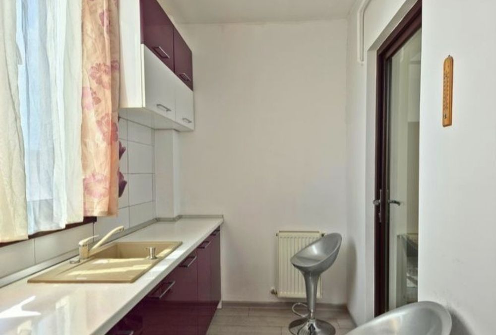 Vând apartament 3camere kaufland Valcea