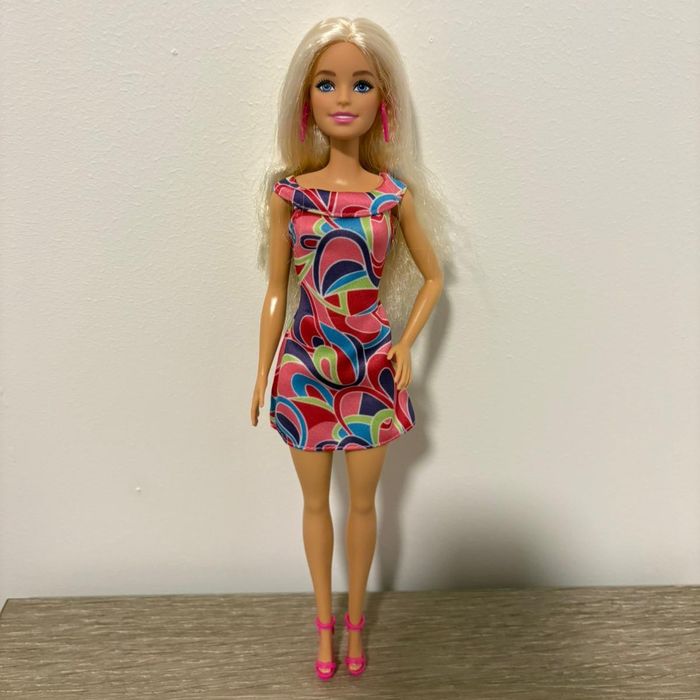 Păpușă Barbie Fashionistas originală