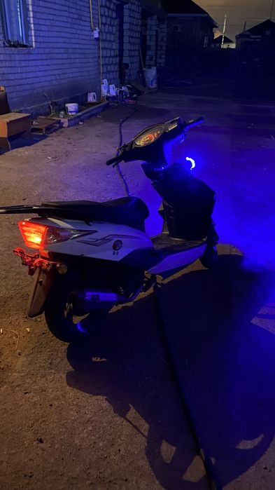 В продаже м8 на ходу