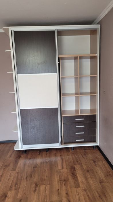 Продам шкаф-купе. б/у