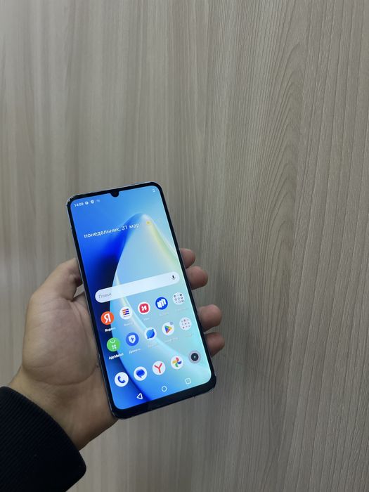 vivo y17s realme not 50
