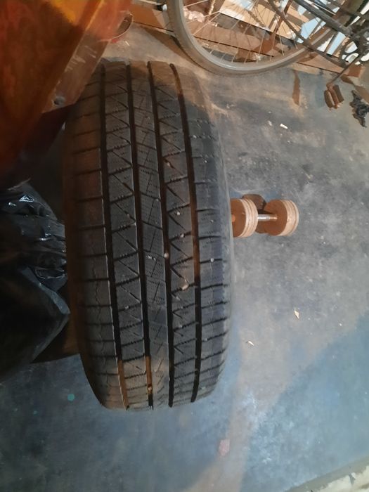 Шины 205/55R16 зима липучка