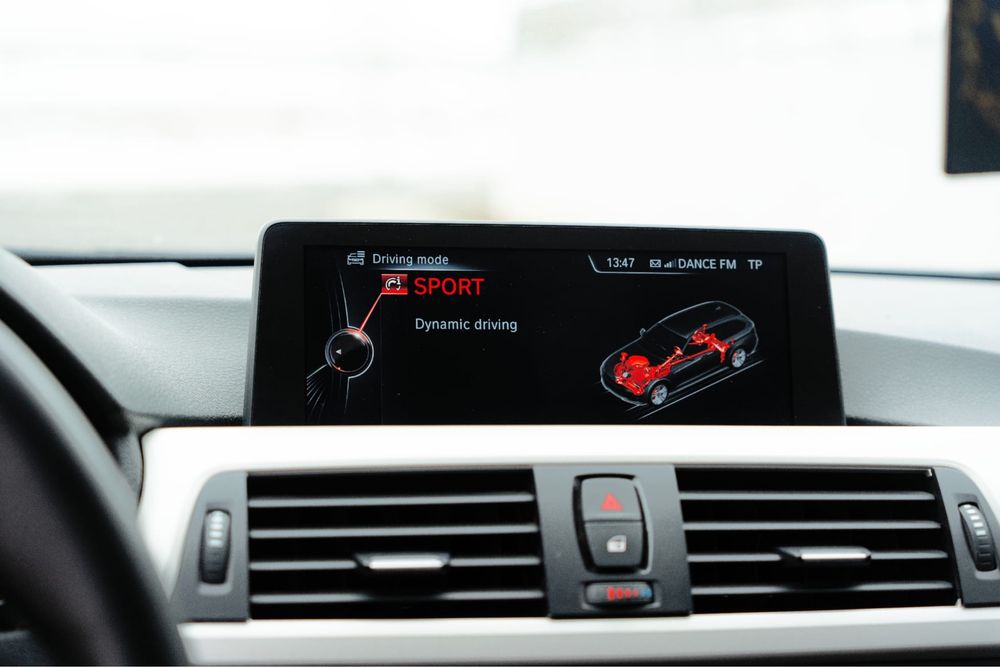 Bmw Seria 3 X-Drive 4X4 Automata 184 Cp Sport Model F31