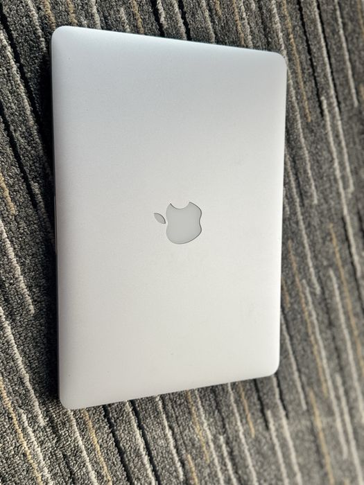 MacBook Pro 8/256Gb DDR3