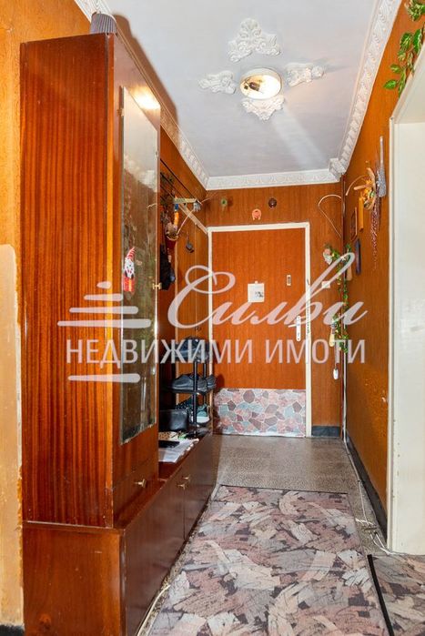 Тристаен апартамент с площ от 77 кв.м.- кв. Тракия