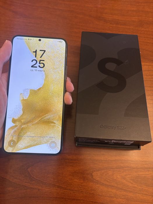 Samsung S22 plus 256гб