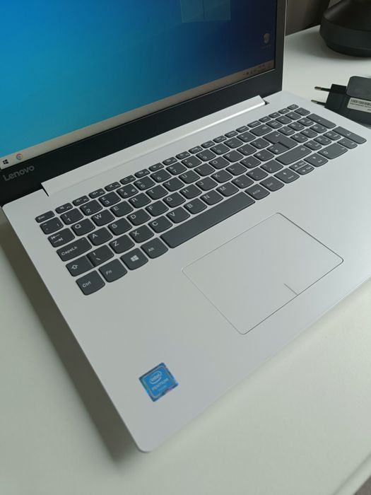 Laptop Lenovo Ideapad 320 alb