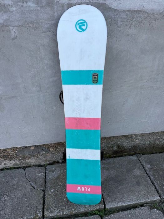 Placa snowboard Flow Venus 147cm cu legaturi Burton