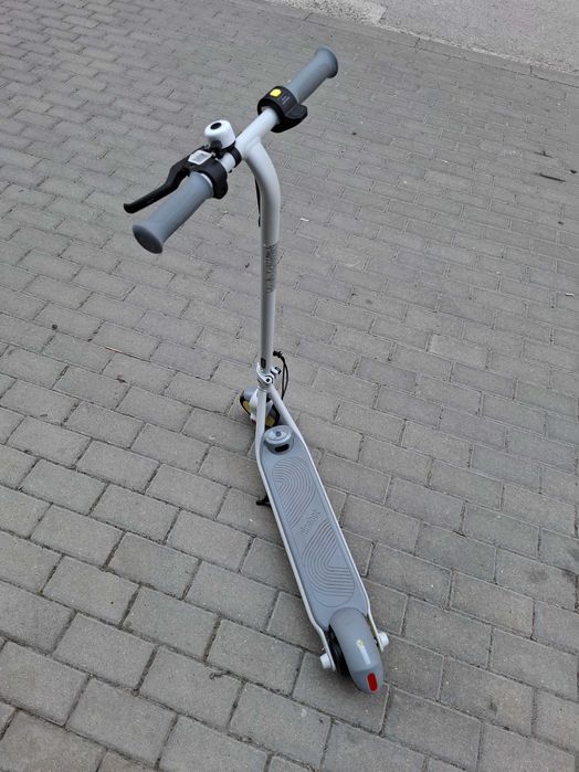 Детска електрическа тротинетка Ninebot eKickScooter ZING C10