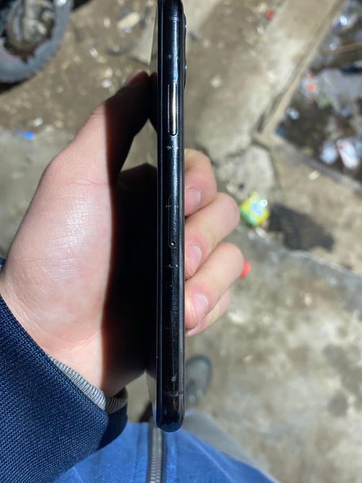 Iphone 11 pro  без гарантия