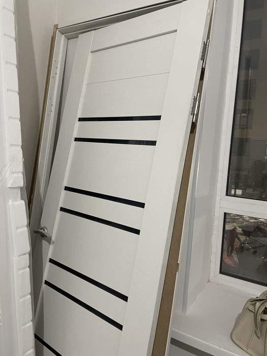 Продам двери две