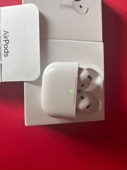 AirPods 4th gen с anc