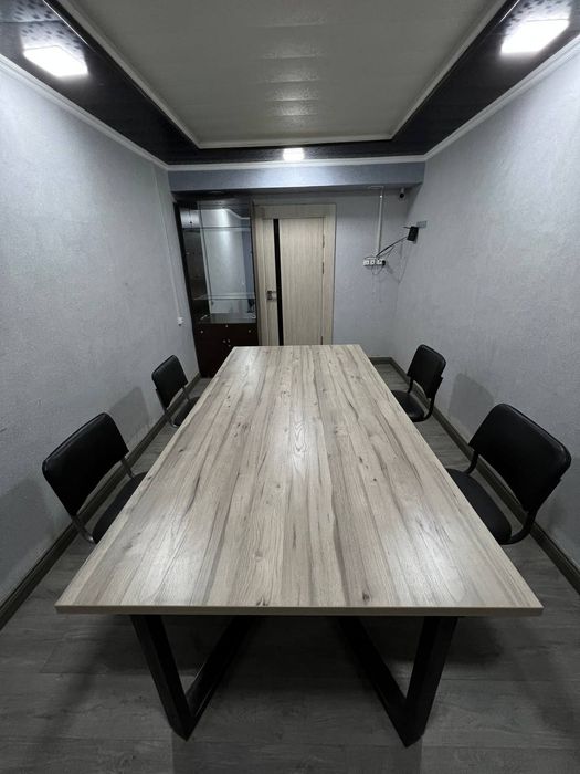 Аренда! Под офис 15м2. С мебелью. Ор-р Метро Новза. Вдоль дороги!