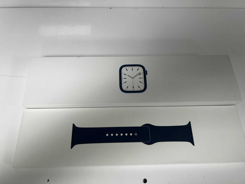 Смарт-часы Apple Watch Series 7 41 мм