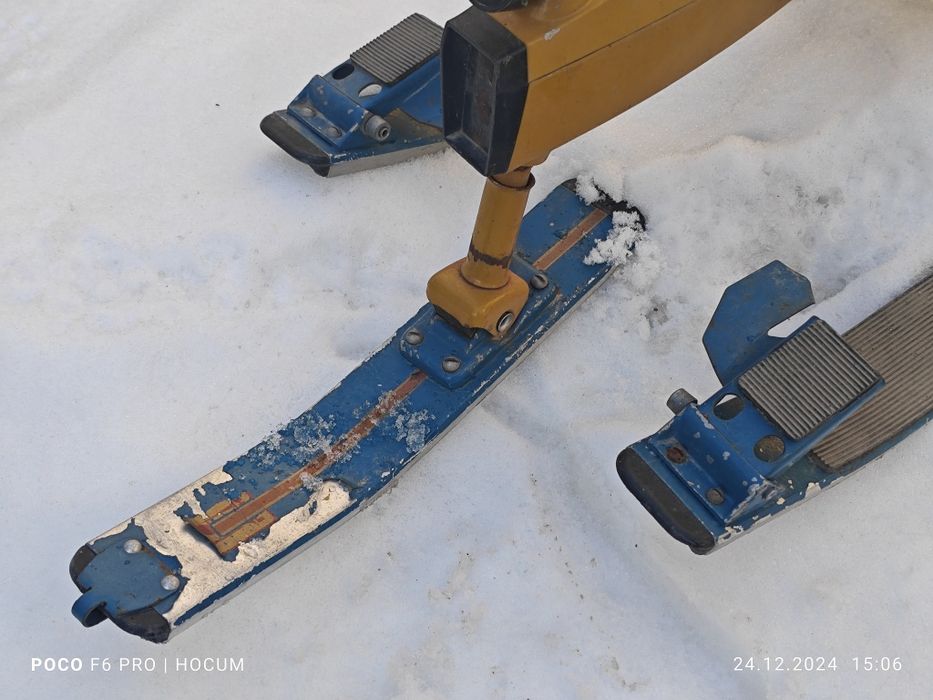 Сани , Санки , снежный гонщик , снегосани